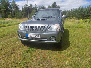 2 hyundai terracani (1 foto / 3)