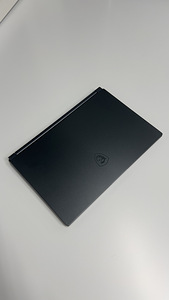 MSI Stealth 15M RTX3060 i7-11375H 16GB 500GB (5 foto / 7)