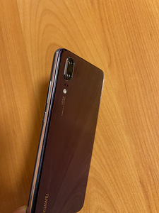 Huawei P20, 128GB (3 foto / 3)