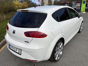 Seat Leon (5 фото из 5)