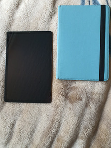 Samsung Galaxy Tab S5e WiFi, LTE (2 foto / 4)