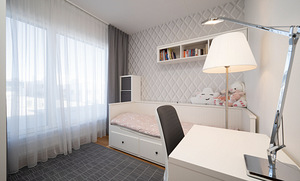 Ikea mööbel lastetuppa:kapp,voodi madratsitega,laud,2 riiuli (2 foto / 9)