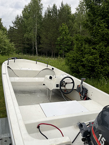 Моторная лодка Vator 14 R с 4-тактным Yamaha (6 фото из 6)