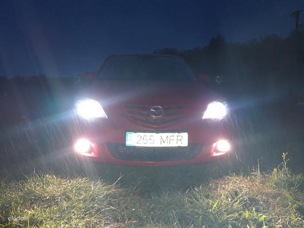 Mazda 3 (фото #2)