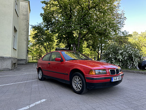 BMW e36 1.6 75kw Компактный (5 фото из 10)