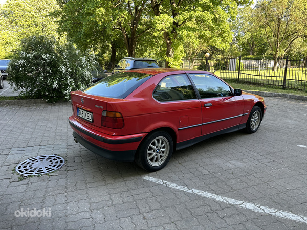BMW e36 1.6 75kw Компактный (фото #6)