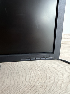 Acer monitor (5 foto / 5)