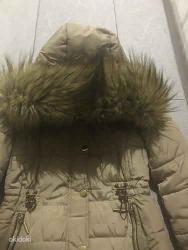 Стильное зимнее пальто на размер s (фото #3)