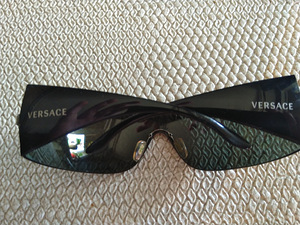 Päikeseprillid Versace (2 foto / 5)