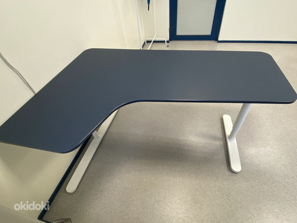 Ikea БЕКАНТ угловой письменный стол, 160x110 см, бело-синий (фото #2)