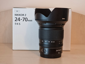 Nikon Z 24-70mm f/4 S (1 foto / 2)