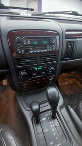 Jeep grand Cherokee (8 foto / 10)