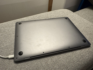 Macbook air 2019 128gb rus (3 foto / 5)