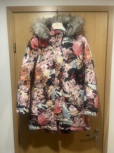 Molo Peace Bouquet talveparka nr 152, nagu uus (1 foto / 5)
