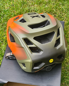 KIIVER Fox Speedframe Pro Fade MIPS (uus) (3 foto / 4)
