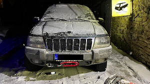 Jeep комплект подрамника для лебедки (7 фото из 7)