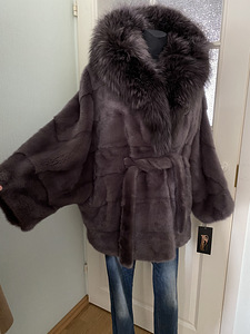 Nerkkasukad, naaritsapontšo, poolmantel hõberebasega (9 foto / 10)