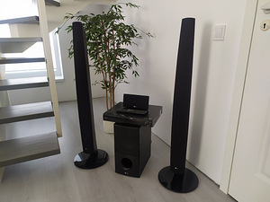 Домашний кинотеатр DVD LG 5.1 SubBufer Система караоке (3 фото из 3)