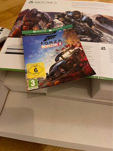 XBOX ONE S 1tb + 2 gamepad (3 foto / 6)