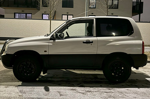 Suzuki Grand Vitara (2 foto / 6)