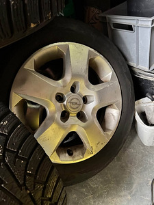 Диски и шины Opel (3 фото из 4)