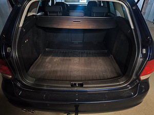 Volkswagen Golf Tech Package 2.0 (8 foto / 8)