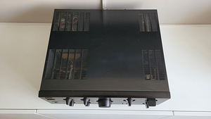 Стереоусилитель AKAI AM-69, встроенный ЦАП (3 фото из 4)