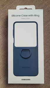 Силиконовый чехол Samsung Galaxy Flip 5 с кольцом