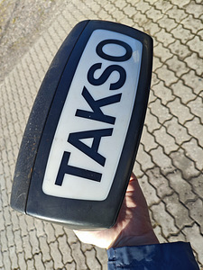 Taksi plafon (taksoplafoon) Hela originaal (1 foto / 4)