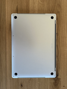 MacBook Pro 15" 2016 Silver (2 фото из 2)