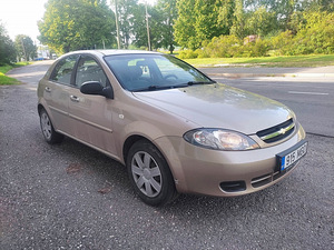 Chevrolet lacetti (2 foto / 7)