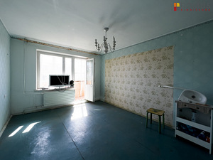 Kangelaste prospekt 44, Pähklimäe, Narva, Ida-Virumaa (3 foto / 10)
