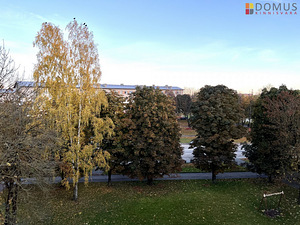 Võidu prospekt 12, Narva, Ida-Virumaa (2 foto / 10)