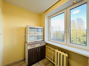Võidu prospekt 12, Narva, Ida-Virumaa (8 foto / 10)