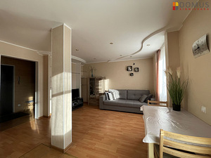 Kangelaste prospekt 53, Pähklimäe, Narva, Ida-Virumaa (4 foto / 10)