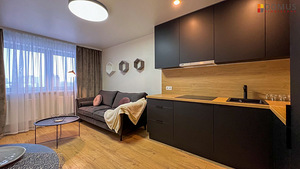 Rahu tn 38a, Pähklimäe, Narva, Ida-Virumaa (2 foto / 10)