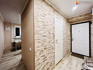 Kangelaste prospekt 30, Pähklimäe, Narva, Ida-Virumaa (9 foto / 10)
