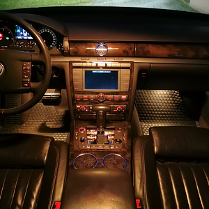 Volkswagen Phaeton 3.0Tdi 171kw 2008a (15 foto / 15)