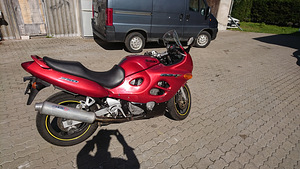 Suzuki GSX 750F (7 foto / 9)