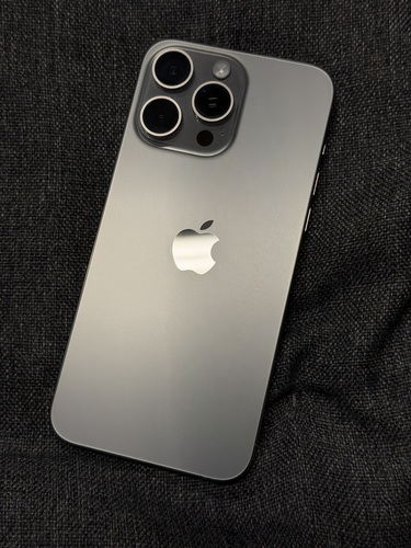 iPhone 15 pro max 512GB