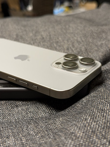 iPhone 15 pro max 512GB (5 foto / 6)