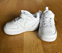 Кроссовки Nike (новые)