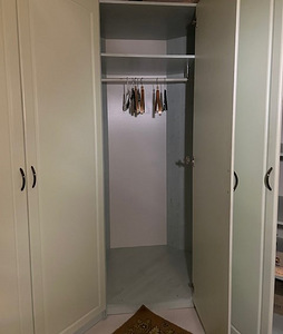 Ära anda mahukas riidekapp (3 foto / 4)