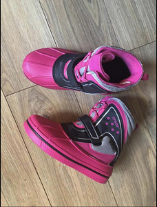 Crocs J2 uued (2 foto / 3)