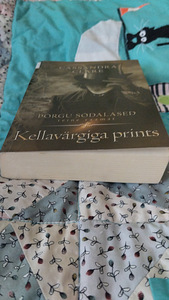 Cassandra Clare " Kellavärgiga prints " (7 foto / 7)