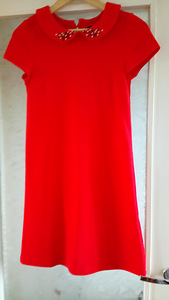 Красное платье, размер M