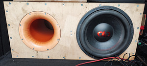 M: Subwoofer + võimendi (1 foto / 2)