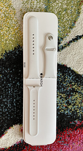 Apple Watch silicone rihm - white (1 foto / 2)