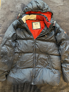 Куртка зимняя (2 фото из 4)