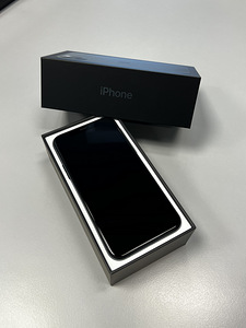 iPhone 11 Pro 256GB Midnight Green/Roheline (3 foto / 6)